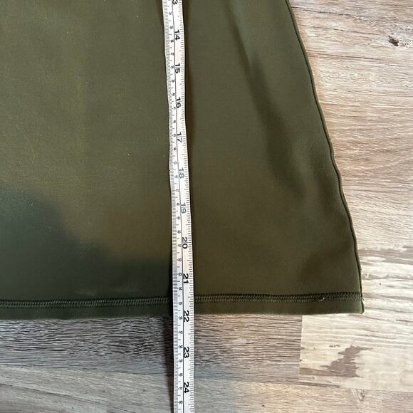 Lululemon Power Y Tank Olive Green Camo Back Built-In Bra Racerback Size 4 - Picture 7 of 7